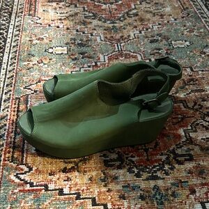 Chocolat Blue Green Leather Peep-Toe Wedge Sandals